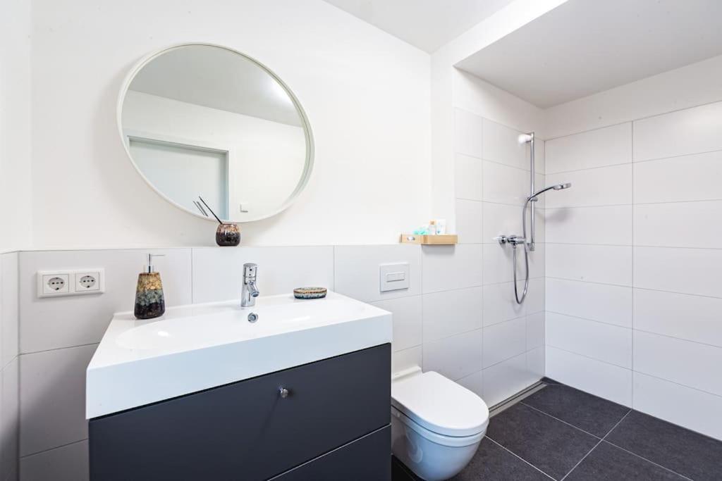 A&V Apartments Wunderschoene Penthouse Wohnung Moers Kültér fotó