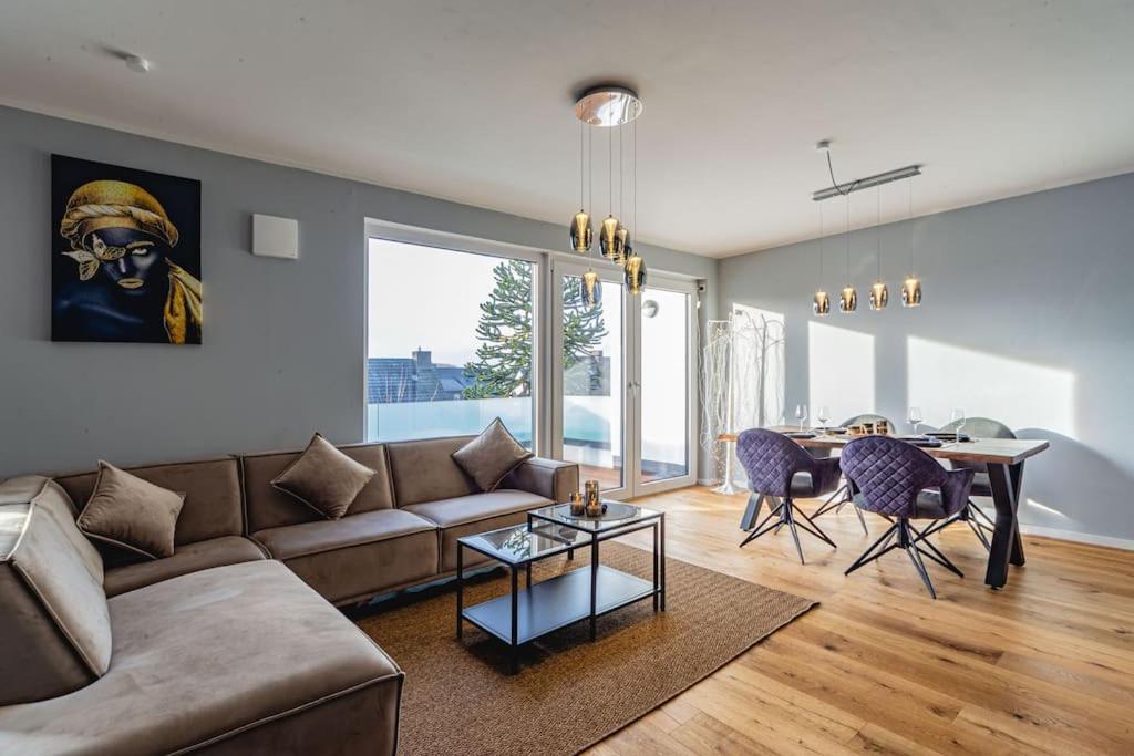 A&V Apartments Wunderschoene Penthouse Wohnung Moers Kültér fotó