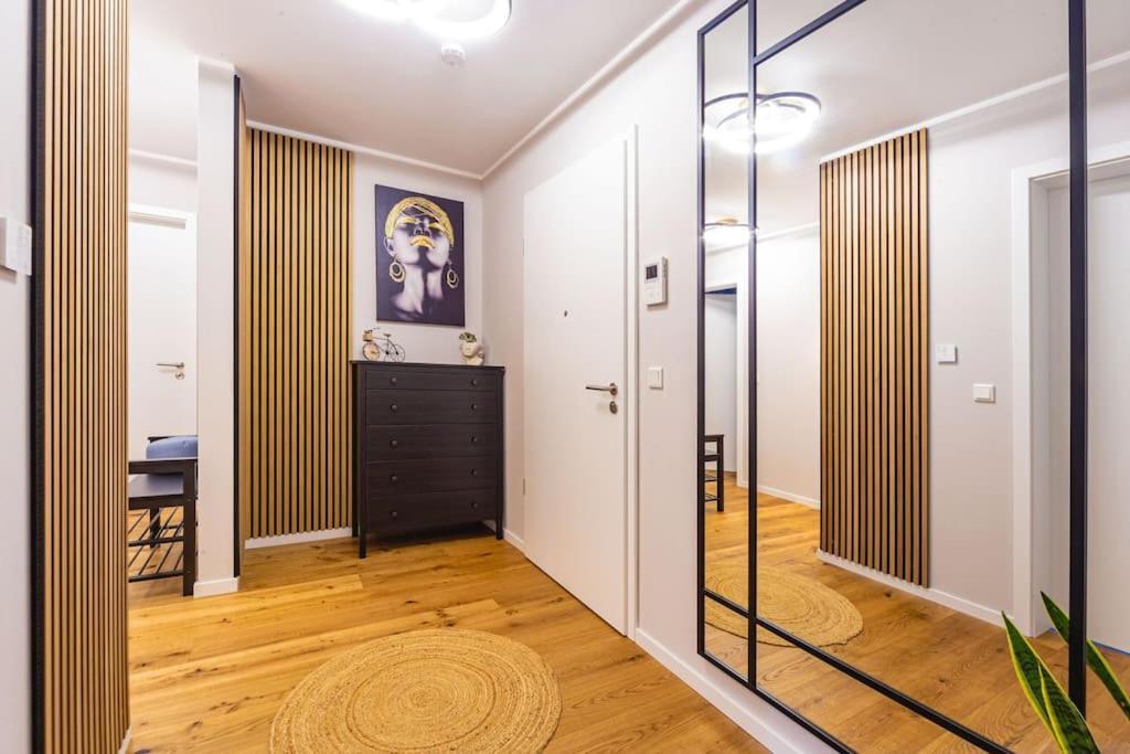A&V Apartments Wunderschoene Penthouse Wohnung Moers Kültér fotó
