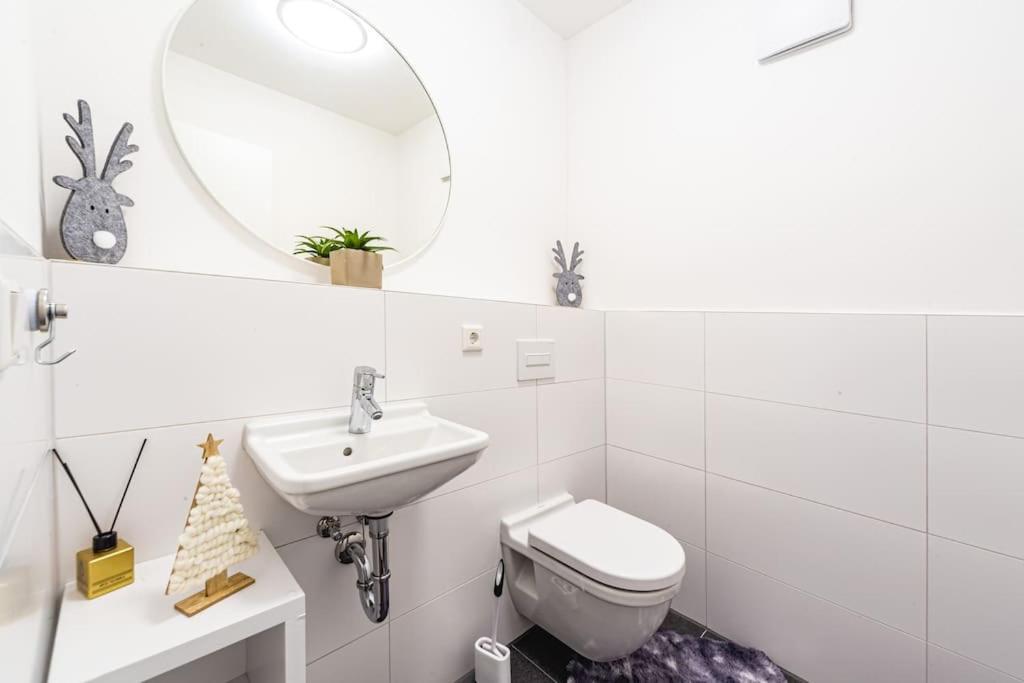 A&V Apartments Wunderschoene Penthouse Wohnung Moers Kültér fotó